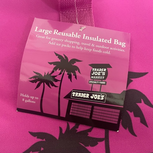 Trader Joe’s large insulated bag in purple - Picture 3 of 5